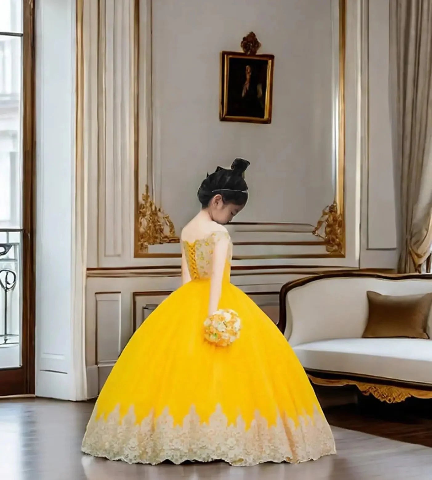 Customized Red Flower Girl Dress with Gold Appliques and Crystal for Weddings and Formal Events