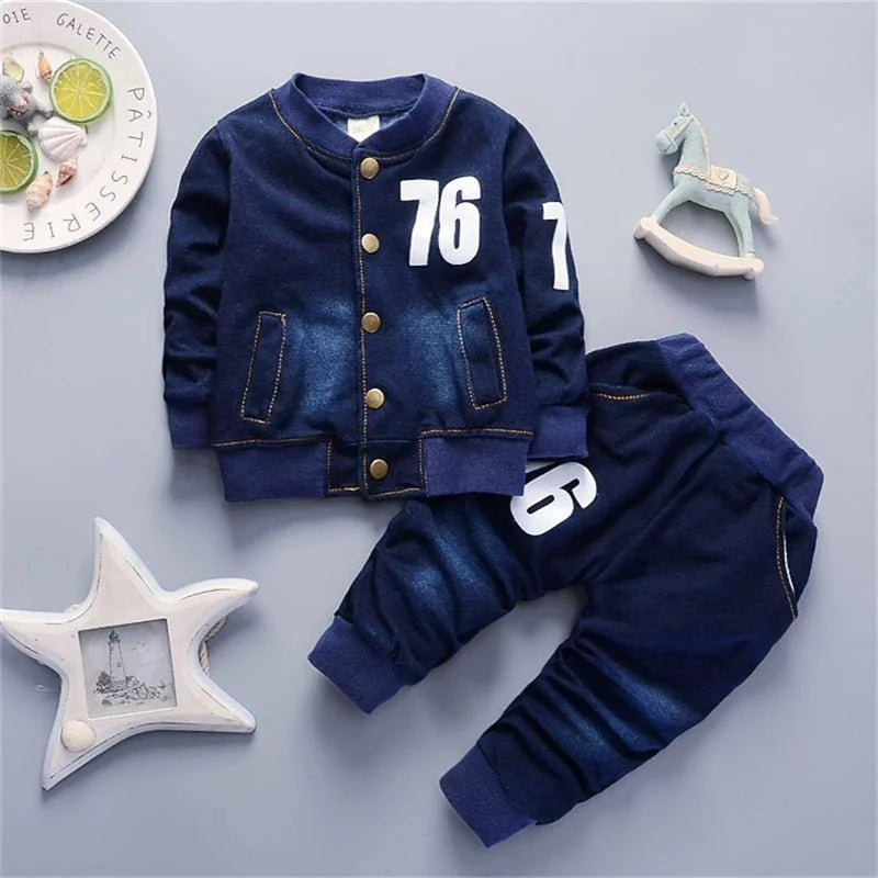 Spring And Autumn Toddler Boy Decorative Printed Coat And Elastic Jeans Suit Fashion Joker